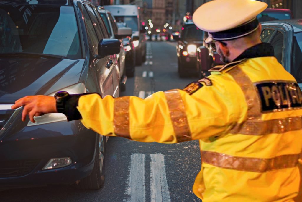 O nouă amendă de până la 1.000 de lei pentru şoferi. Ce nu mai au voie să facă