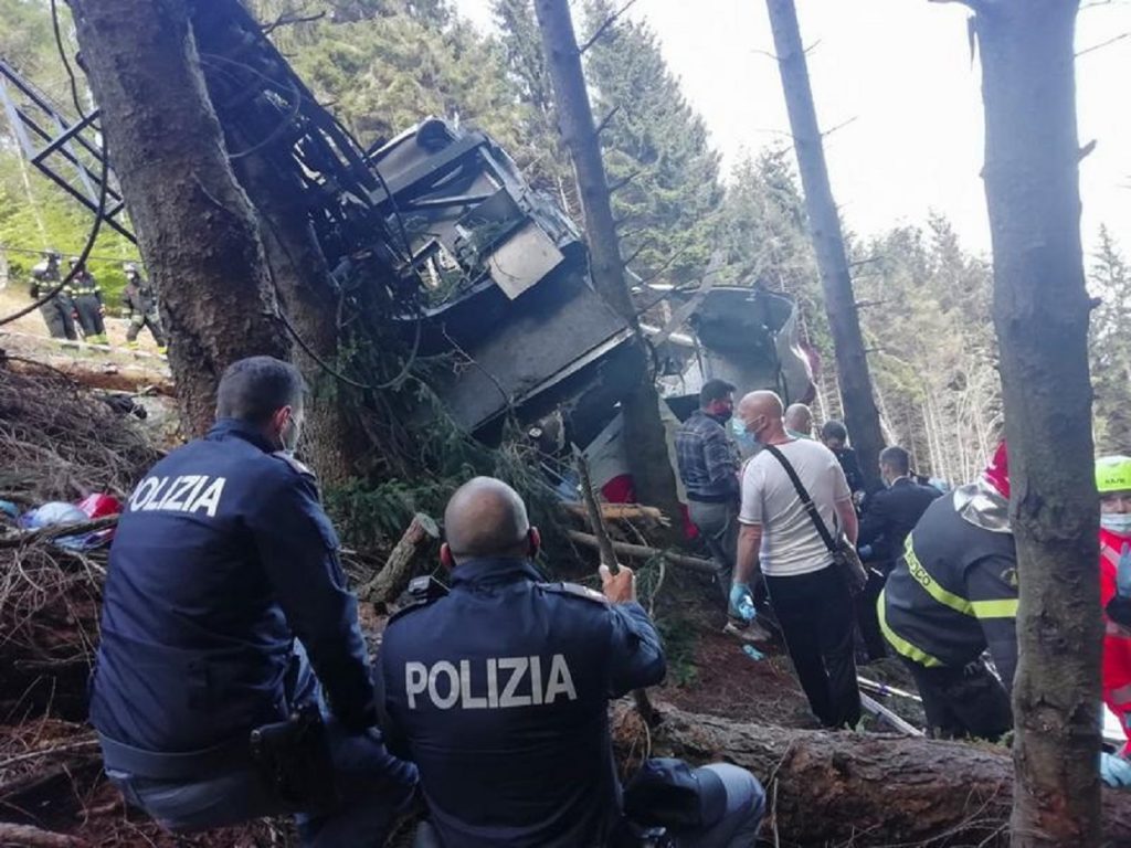 Descoperire şocantă făcută de poliţişti în cazul telecabinei care s-a prăbuşit în Italia. Ce s-a întâmplat, de fapt. Trei persoane, arestate