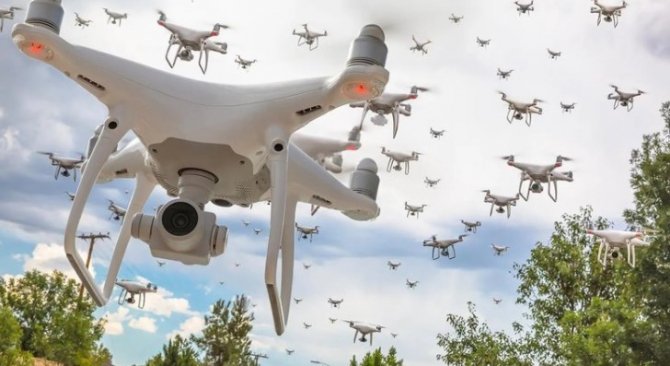 Roiul de drone ”kamikaze” este prevazut a face parte din armamentul Rusiei in viitorul apropiat