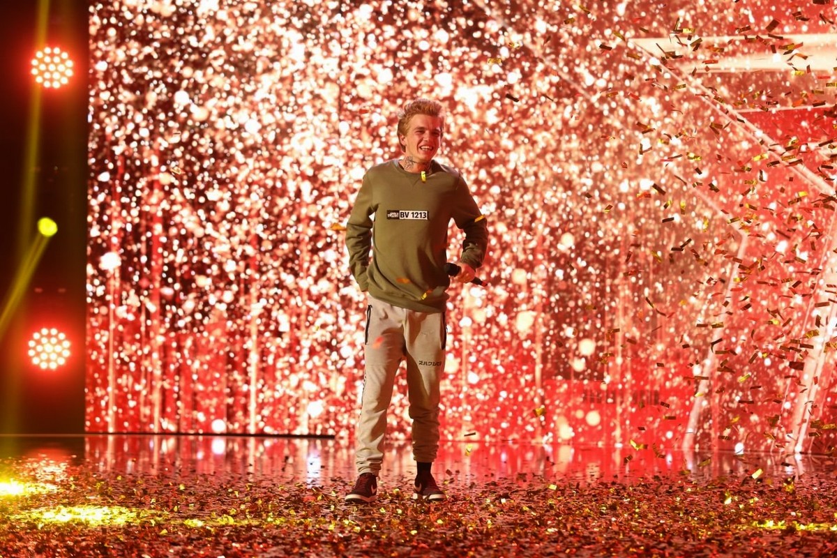 Reactia lui Florin Calinescu dupa ce a fost anuntat castigatorul sezonului 11 al emisiunii Romanii au talent