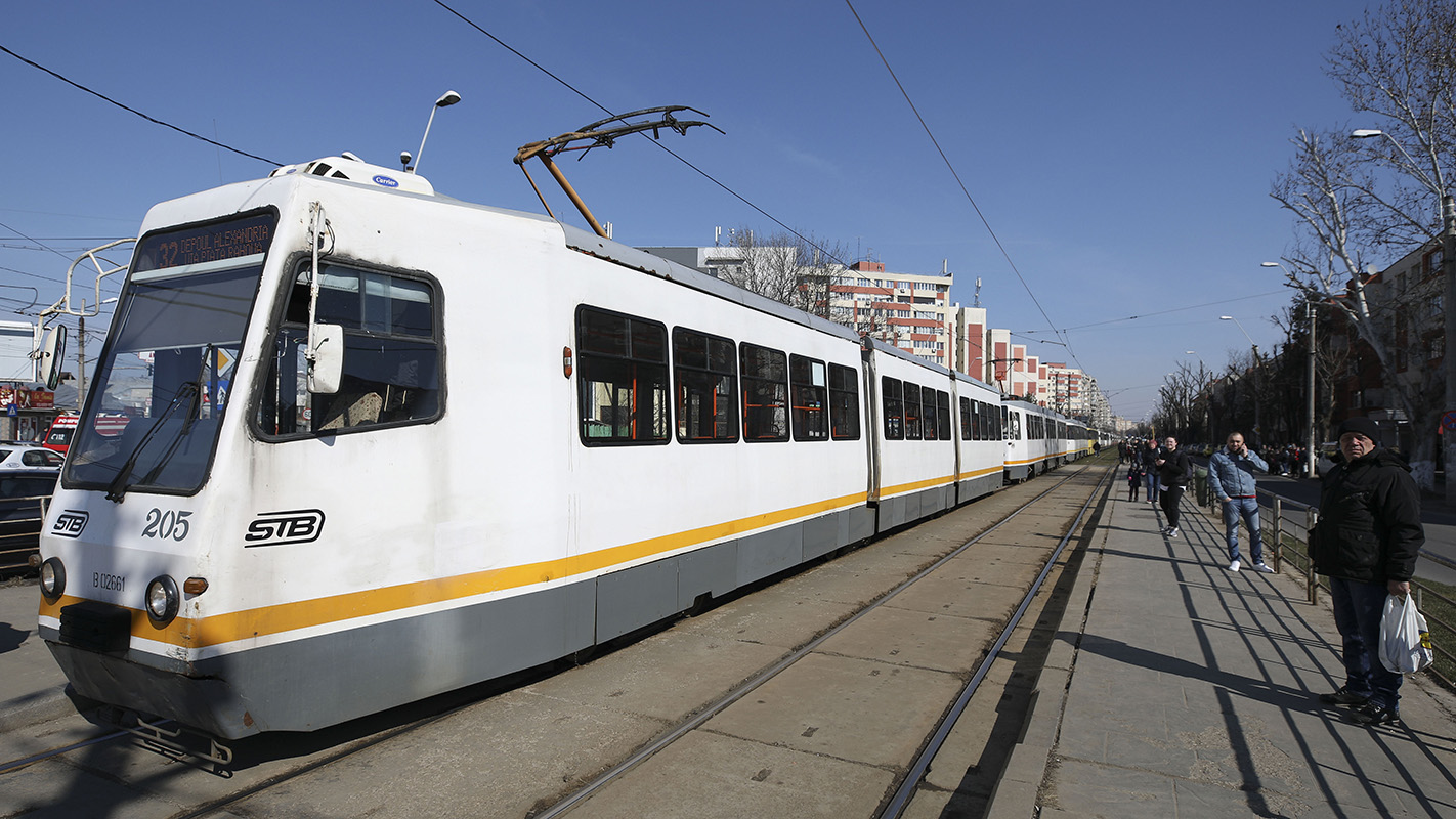 De ce să nu stai lângă burdufurile de tramvai