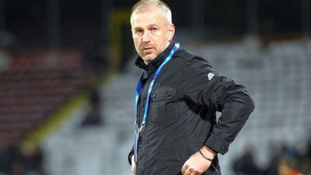 „Bătălia” antrenorilor români în Franța. Edi Iordănescu are un conațional drept rival la preluarea unei echipe din Ligue 1