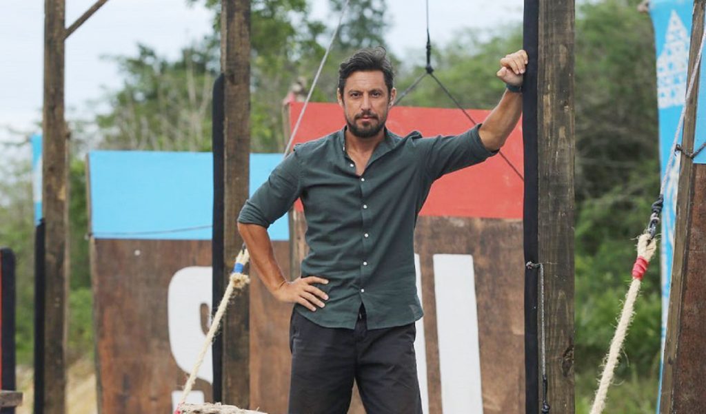 Moment tulburător la Survivor România. Prezentatorul i-a anunțat plecarea iar el a început să plângă: ”Ața mea s-a terminat”