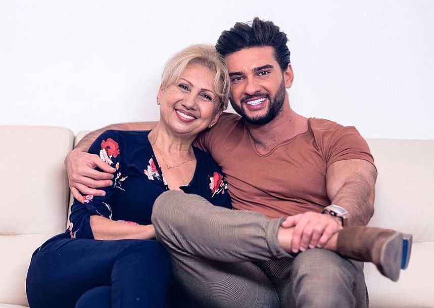 Emoții mari pentru Dorian Popa. Ce s-a întâmplat cu mama artistului, au ajuns de urgență la spital