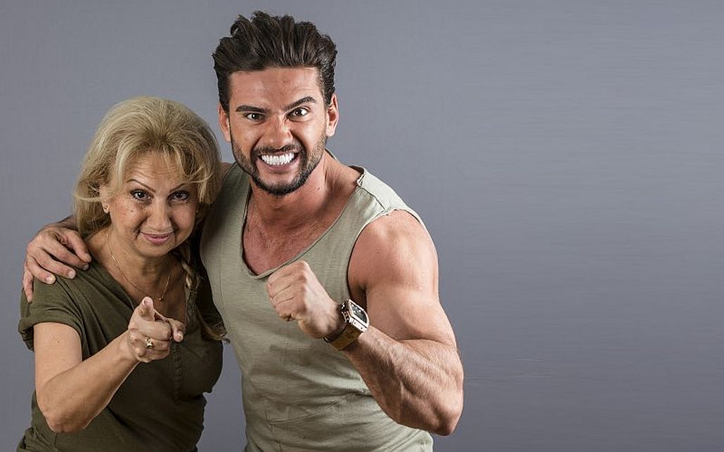 Emotii mari pentru Dorian Popa. Ce s-a intamplat cu mama artistului, au ajuns de urgenta la spital3