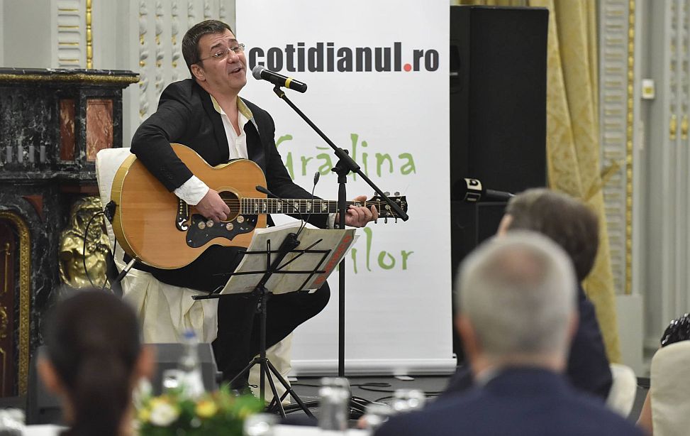 Florin Chilian si-a vandut tot din garsoniera, ca sa devină solist