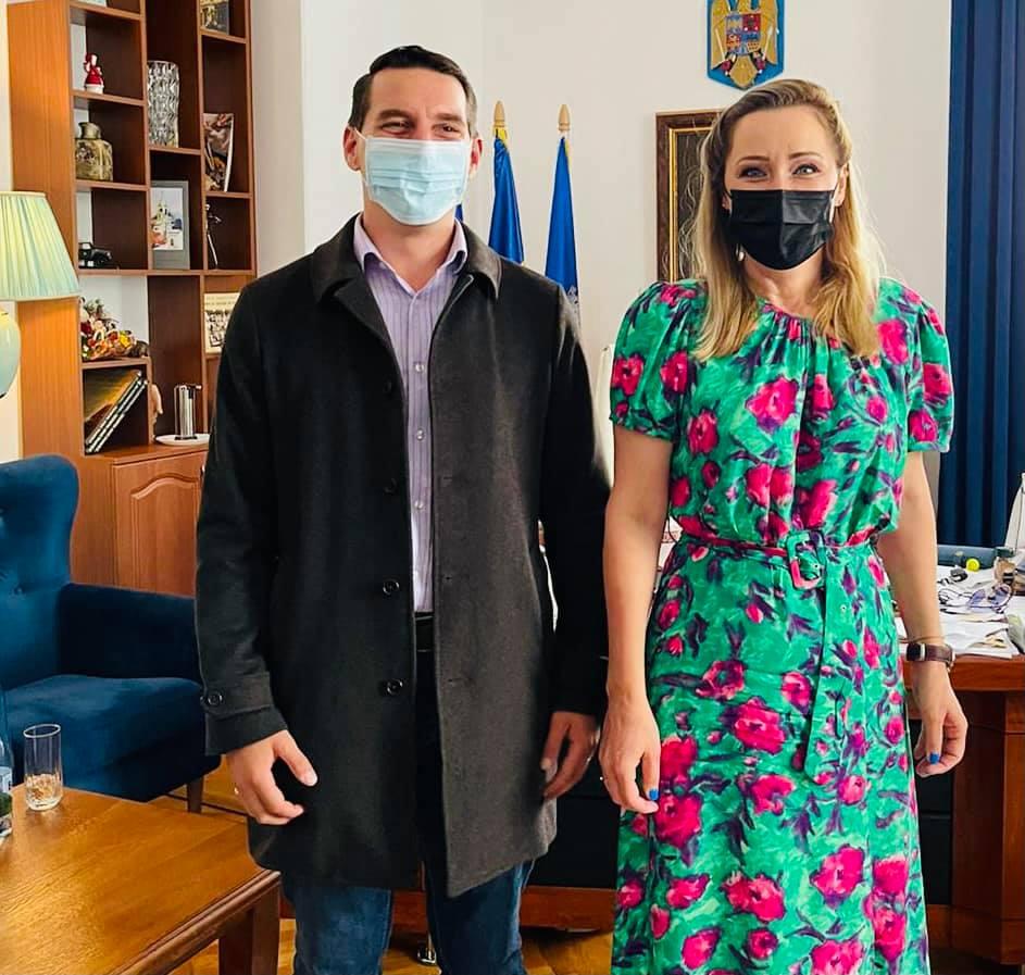 Nepotul Regelui Mihai isi cumpara conac. Ce zona a Romaniei ar fi ales Nicolae Am vizitat impreuna mai multe locuri EXCLUSIV
