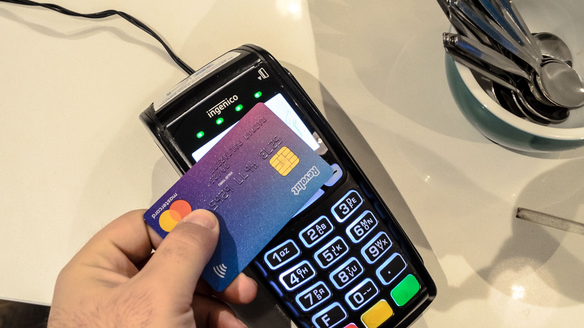 Motivul pentru care Revolut a pierdut peste 230 de milioane de euro