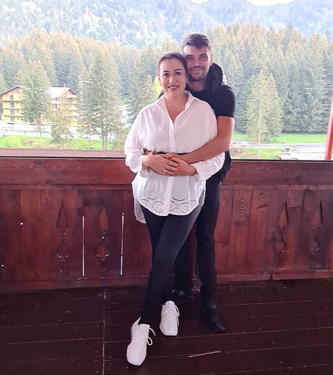 Sacrificiul urias pe care îl face Oana Roman pentru mama sa, Mioara Roman