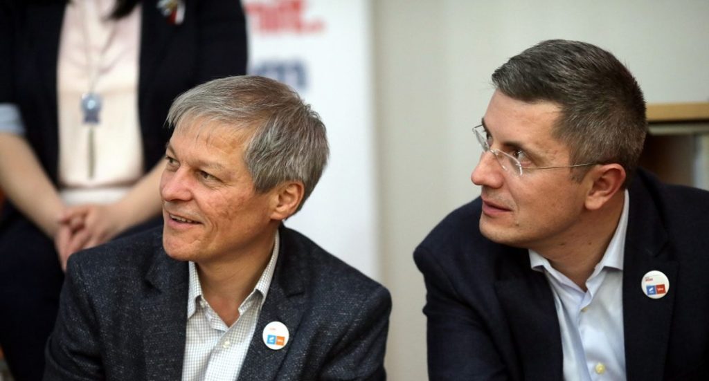 Dacian Ciolos si Dan Barna, partea USR PLUS