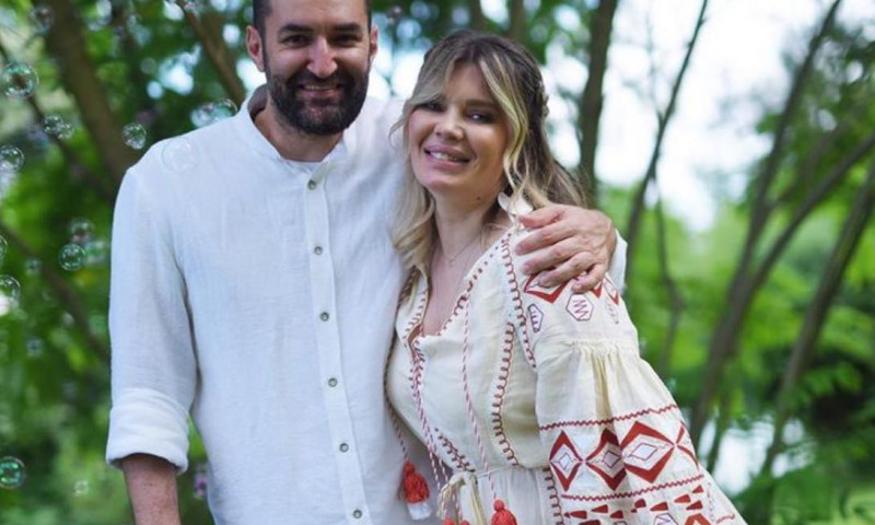 Totul despre petrecerea de la botezul Josephinei Ana, fetița Ginei Pistol şi a lui Smiley. Ce miliardar român le-a pus casa la dispoziţie