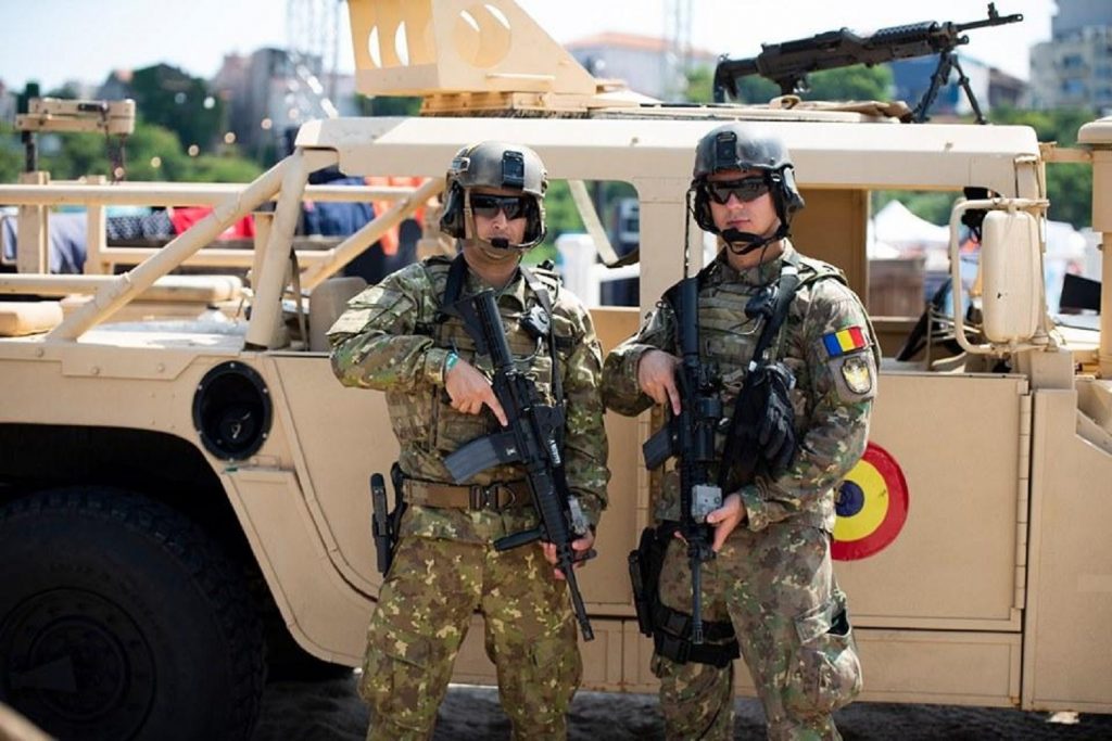 Armata Română face angajări masive. Care sunt banii pe care îi poți încasa