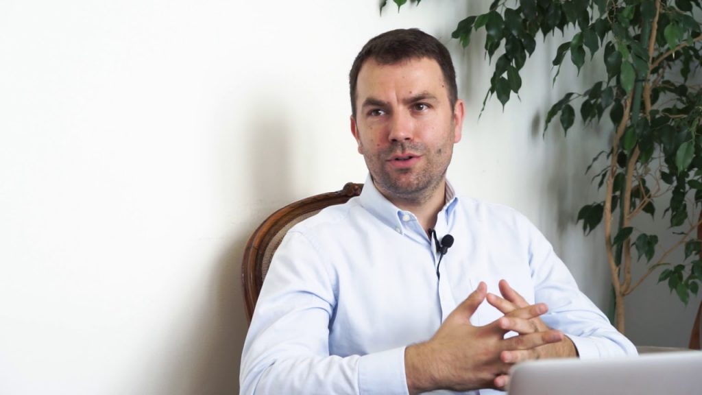 Catalin Durla nu stie daca statiile de incarcare pentru masinile electrice vor fi folosite gratuit sau contracost