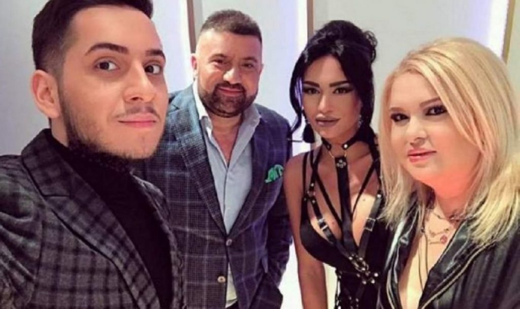 Ionita si Viorica de la Clejani, alaturi de talentatii lor copii