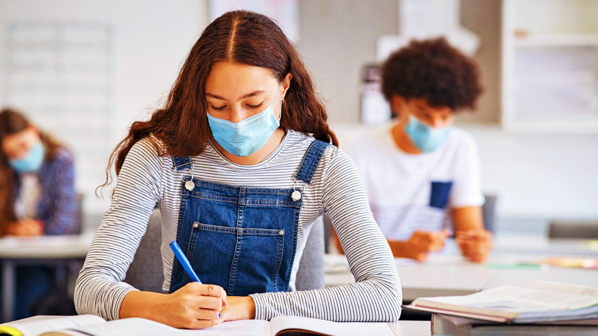 Evaluare Națională 2021. Când se intră în sala de examen pentru a susține proba la Limba maternă