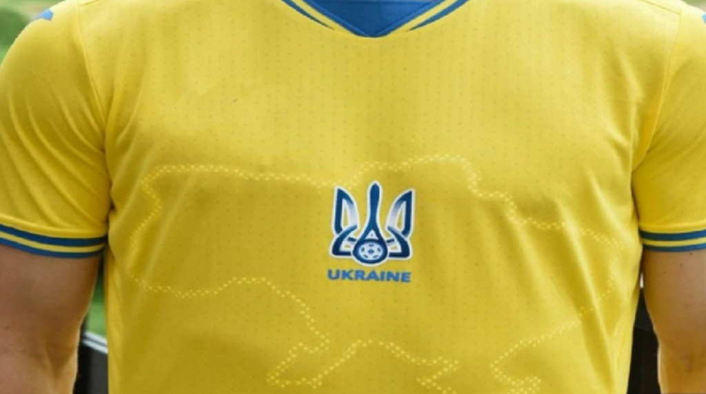 E oficial. Ucraina, obligată de UEFA să schimbe tricourile echipei naţionale