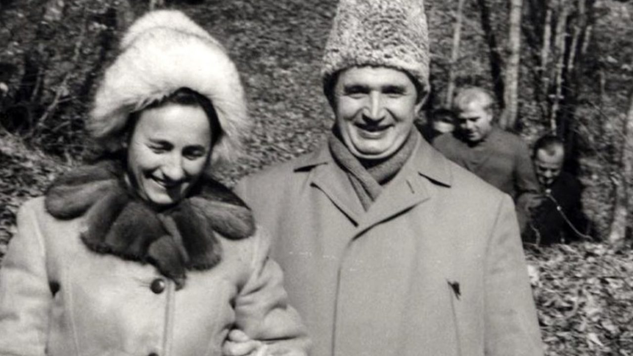 Ce facea Oana Mizil pentru Ceausescu in copilarie