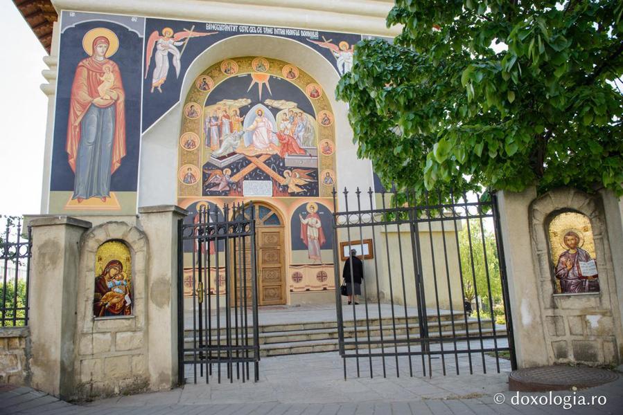 Insemnele unei parohii, folosite ilegal intr-o campanie umanitara