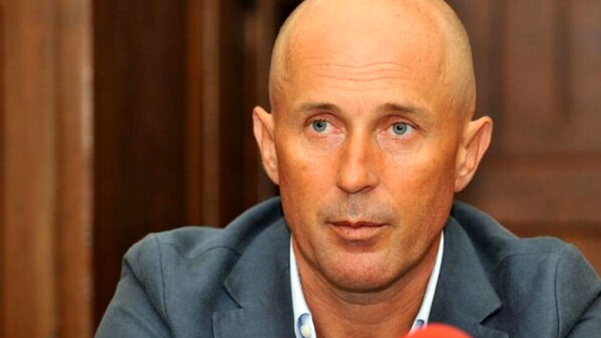 Suma colosala primita de Mugur Mihaescu de la stat pentru barurile sale. Romanii muncesc un an si nu primesc banii astia (exclusiv)