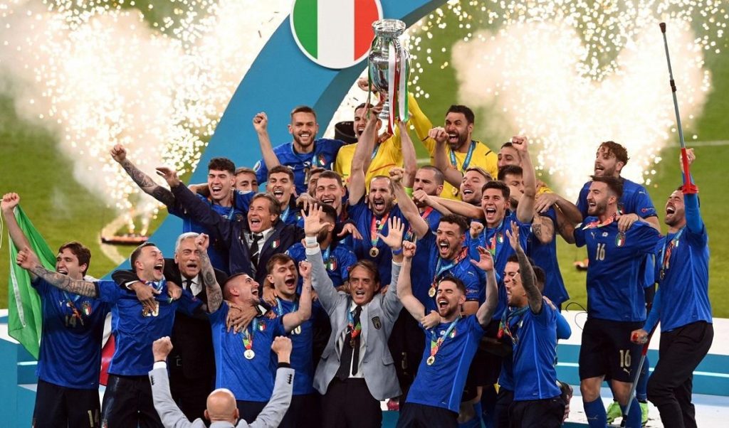 Câţi bani primesc jucătorii din naţionala Italiei pentru câştigarea trofeului EURO 2020. Suma e una surprinzătoare