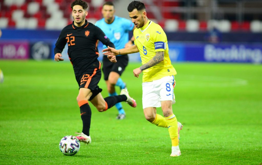 JO Tokyo 2020. Căpitanul reprezentativei de fotbal, promisiune pentru români: ”Dăm totul pentru țară”