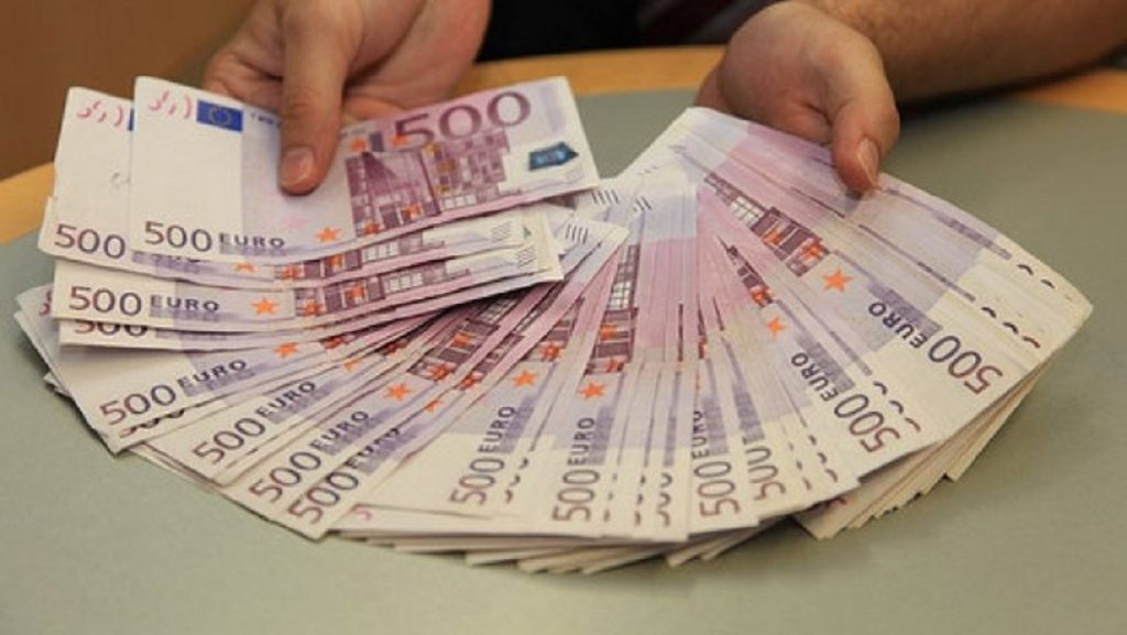 Romanii viseaza la euro