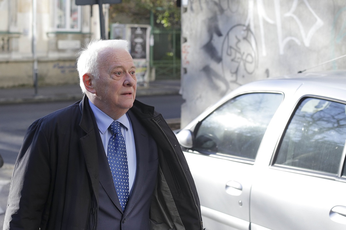 Cum arată Viorel Hrebenciuc după ieșirea din închisoare. Gigi Becali l-a invitat la meciul FCSB din Conference League