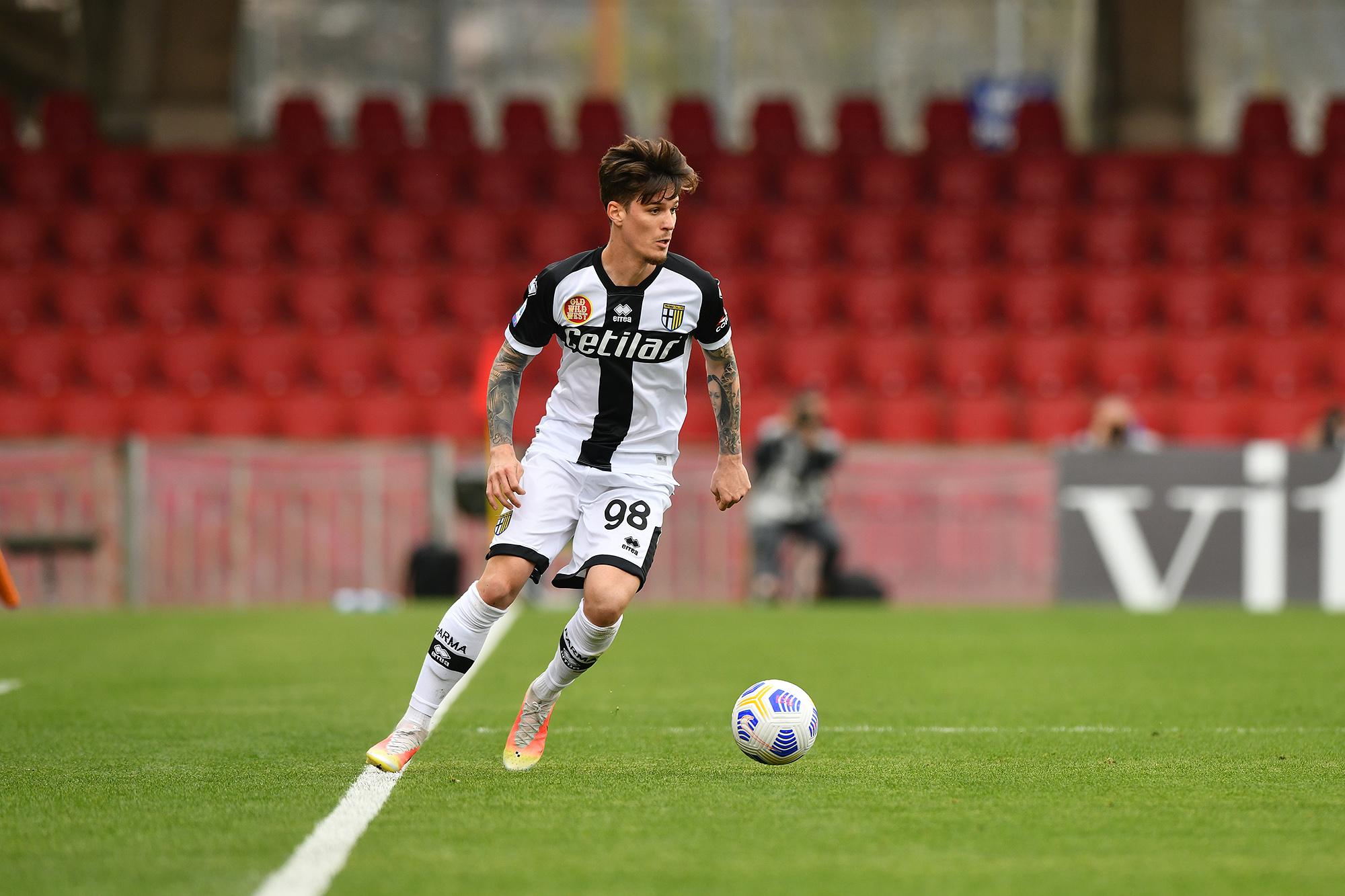 Romanul pentru care negociaza acum Galatasaray. A jucat la FCSB, turcii il vor neaparat