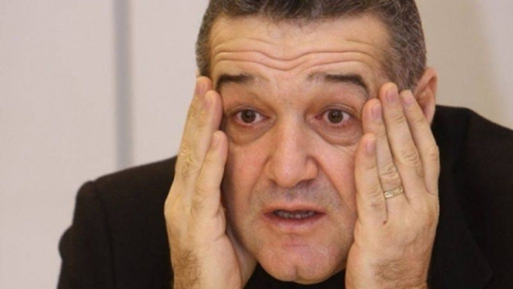 FSCB, noi probleme din cauza lui Gigi Becali. FIFPro s-a sesizat după umilința la care a fost supus Andrei Vlad. ”Sfătuim jucătorii să nu meargă acolo”
