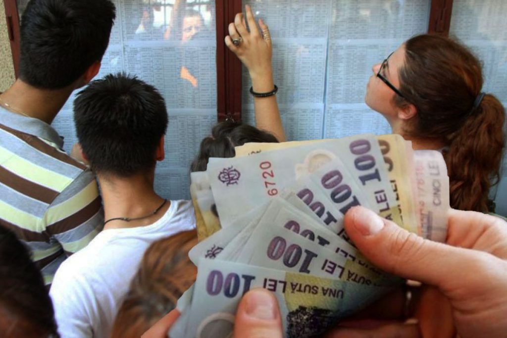 Câți bani primesc elevii care iau 10 la Evaluarea Națională sau la Bacalaureat. Sumele stabilite de Guvern