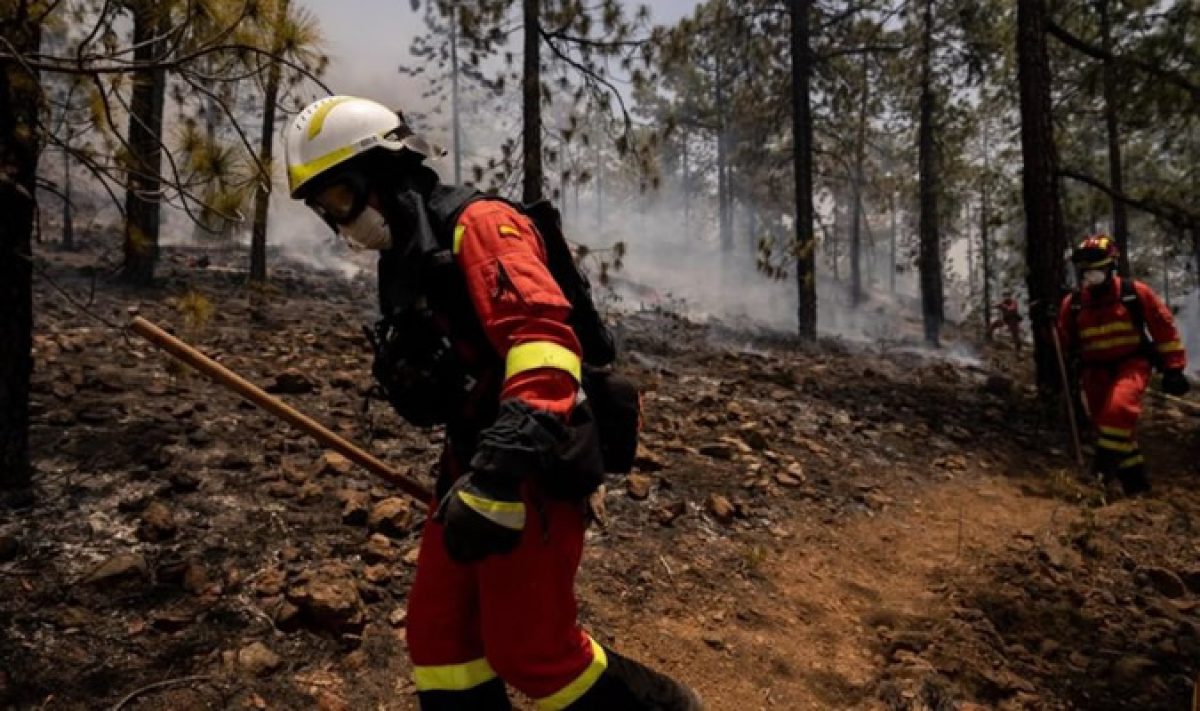 Cea mai mare temperatură, 48.8 grade Celsius, înregistrată într-un stat din Europa