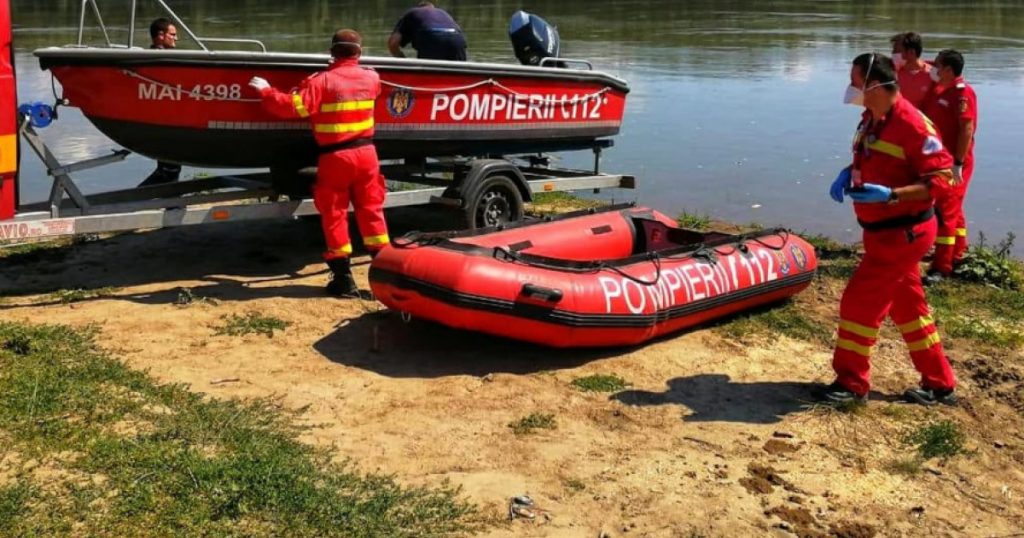 Scene de groază în Bacău, după ce cinci copii s-au înecat în Siret. Aveau vârste cuprinse între 14 și 18 ani
