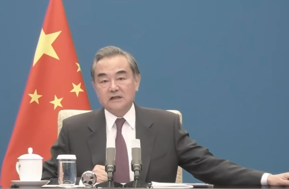 Cum le cântă China în strună talibanilor