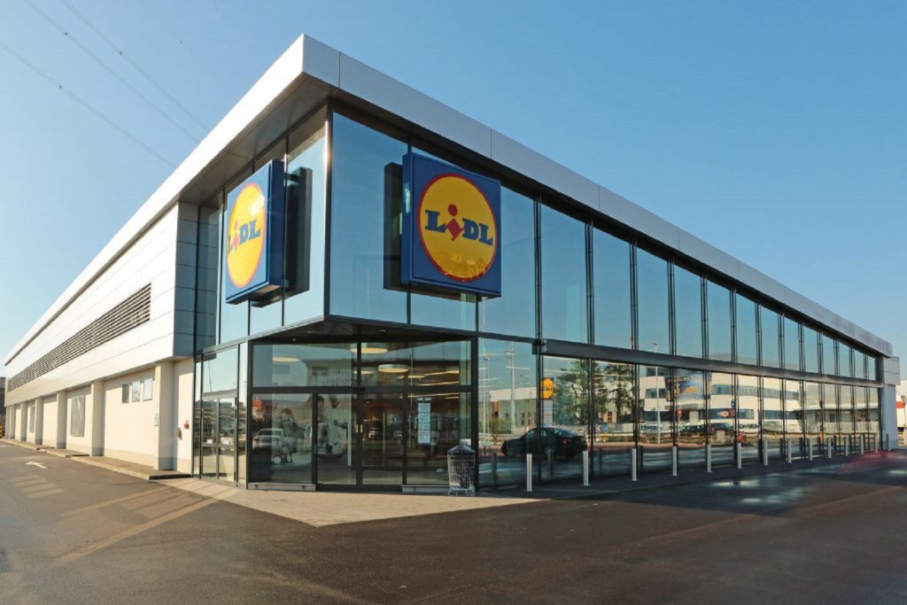 Lidl retrage de pe piaţă două produse pe care mulţi români le cumpără. Sunt periculoase