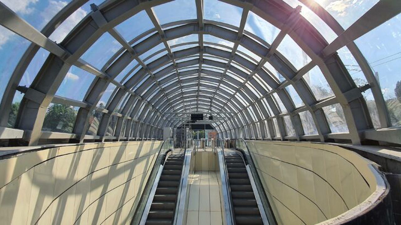 Metrorex redenumeste statia Eroilor 2