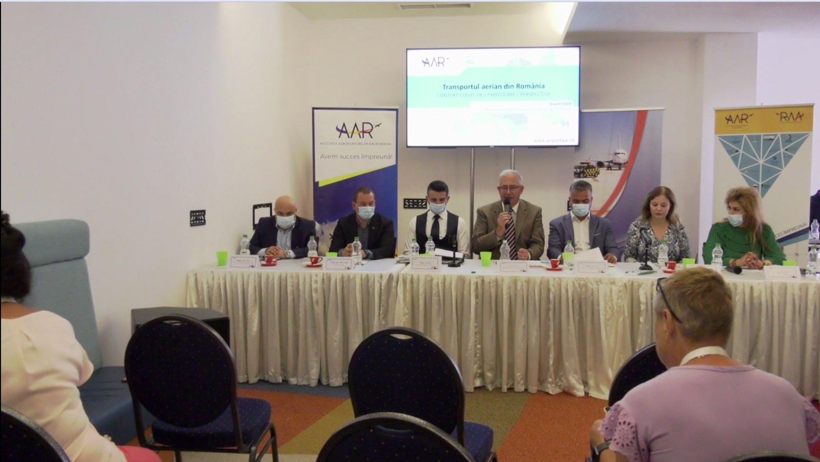 Pandemia de Covid 19 creeaza noi turbulente in industria aeriana