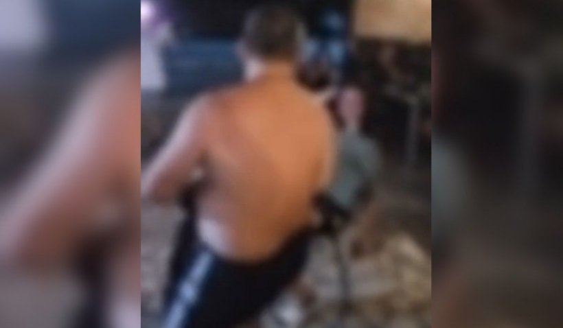 Scene revoltătoare în Timișoara, unde un profesor a fost filmat în timp ce dansa lasciv în fața unei eleve VIDEO