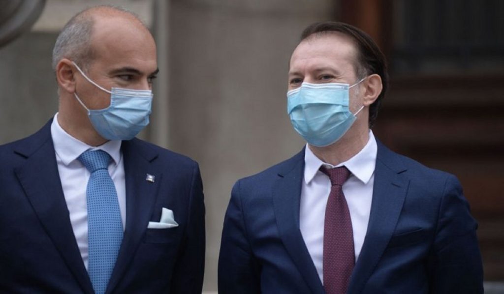 Rareș Bogdan, dezvăluire neaşteptată din tinereţe, după scandalul cu Florin Cîțu. Ce făcea politicianul pe litoral