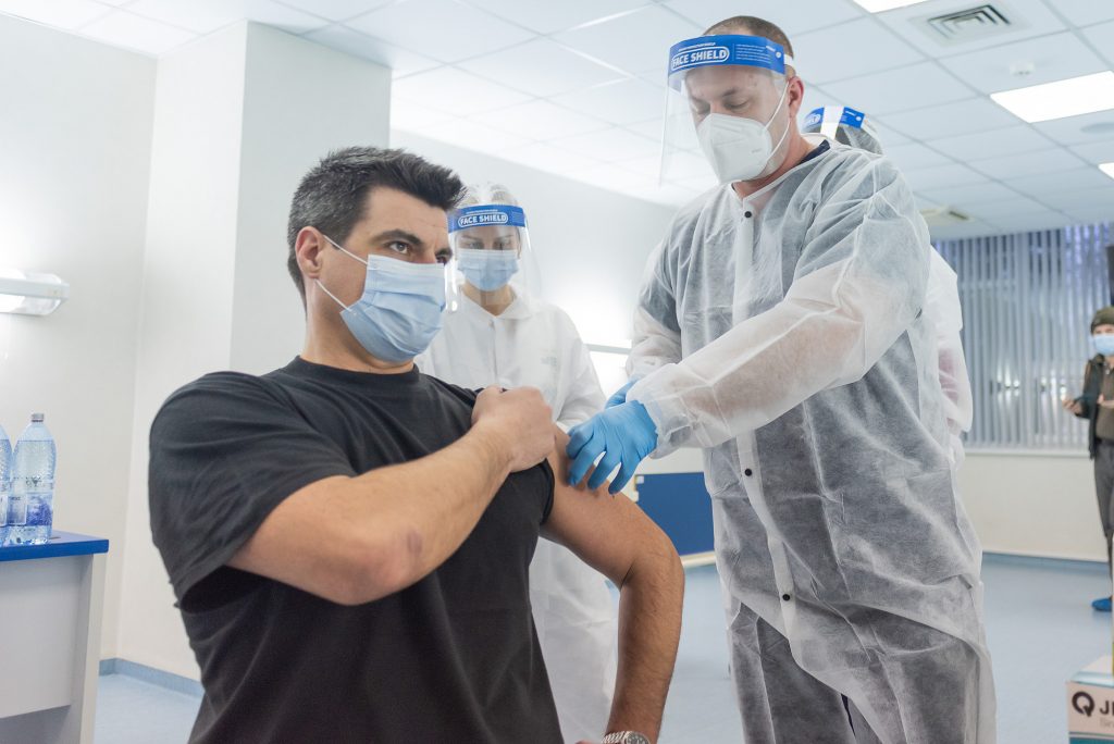 România a atins luni 5 milioane de persoane vaccinate. Cum s-au împărțit serurile folosite în țara noastră