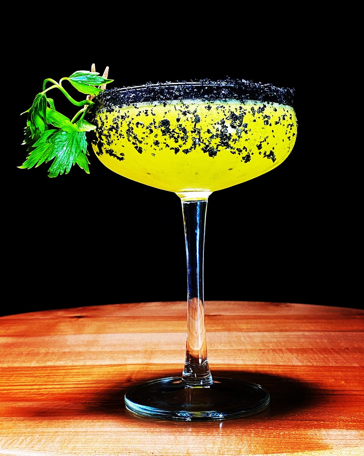 Margarita cu leuștean, cocktail clasic cu tequila