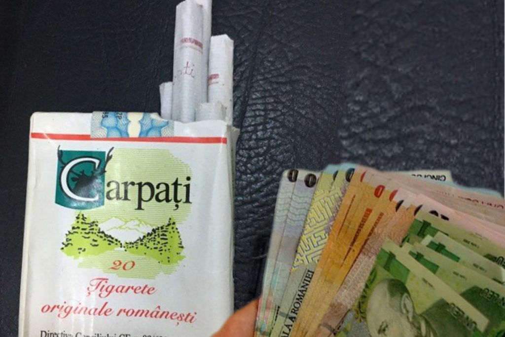 Cât mai costă azi un pachet de țigări Carpați. Doar norocoșii mai au acasă așa ceva