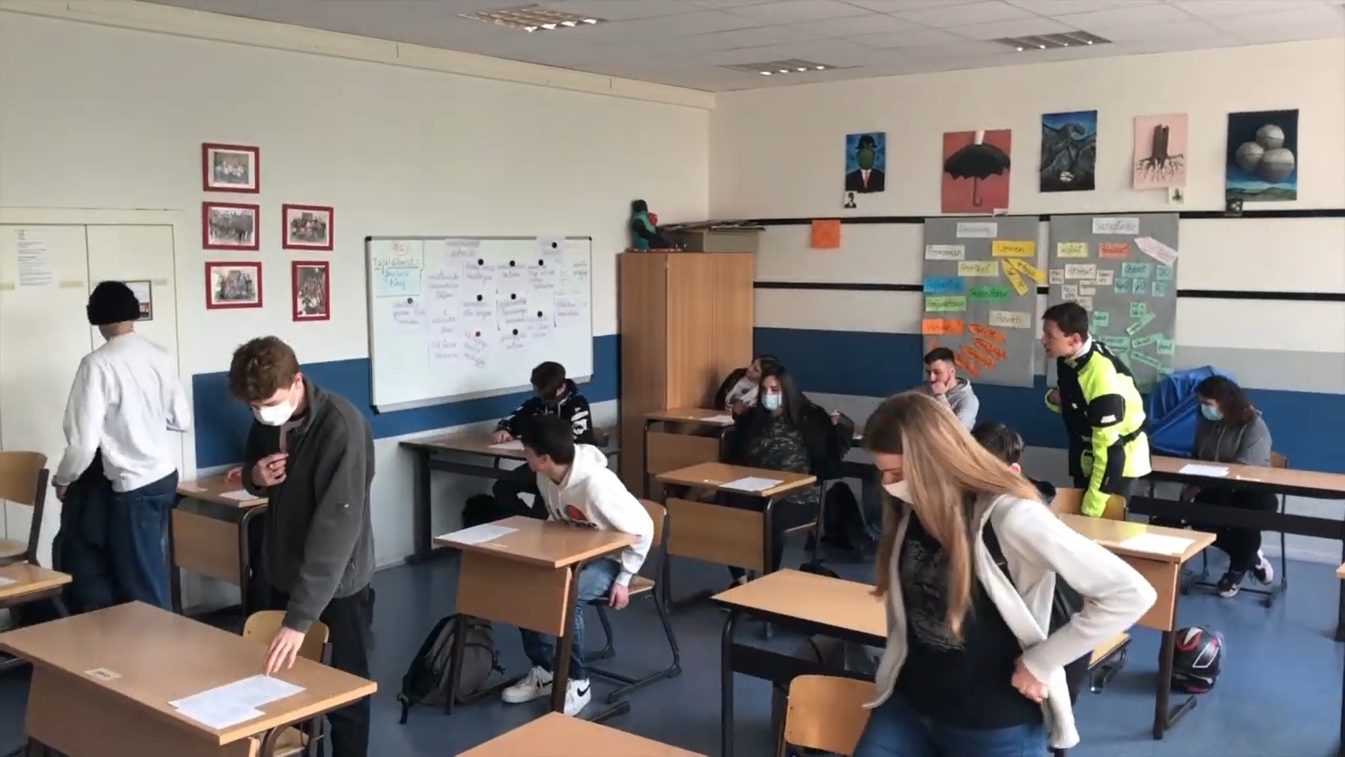 Ce se intampla daca se infecteaza un profesor sau elevii, in noul an scolar