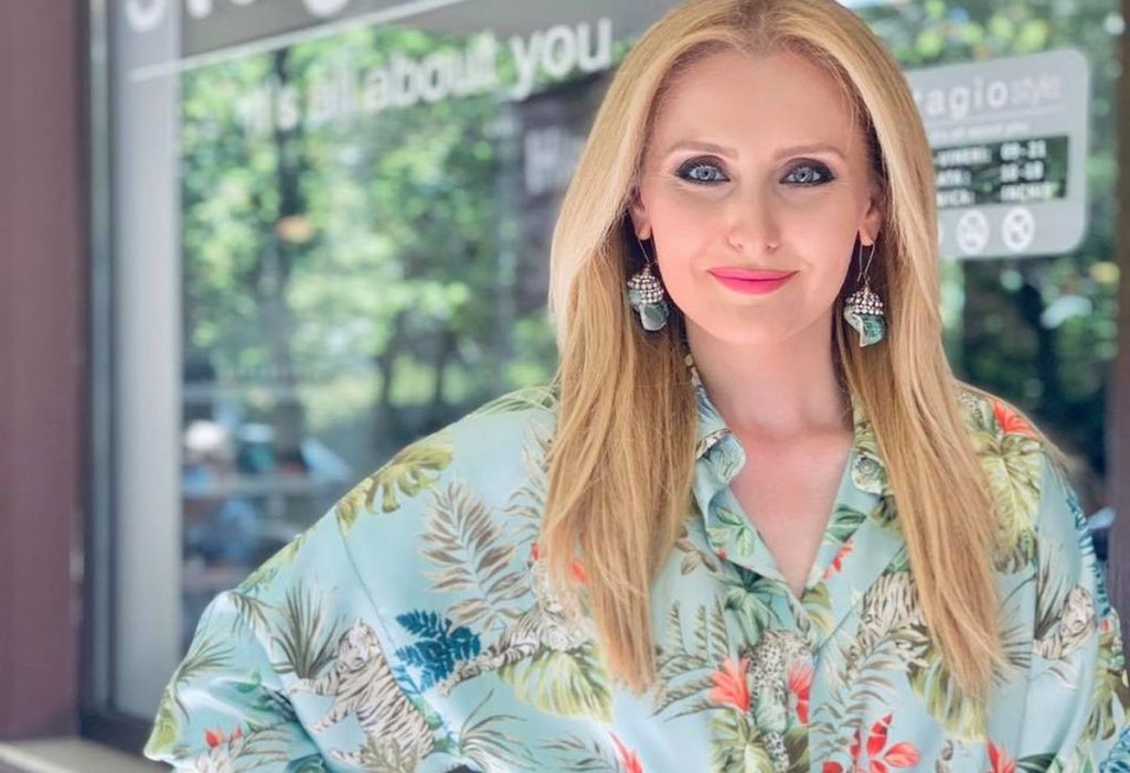 Cum a fost surprinsă Alina Sorescu în București. Alexandru Ciucu poate să stea liniștit, acum divorțul pare departe (Foto exclusiv)