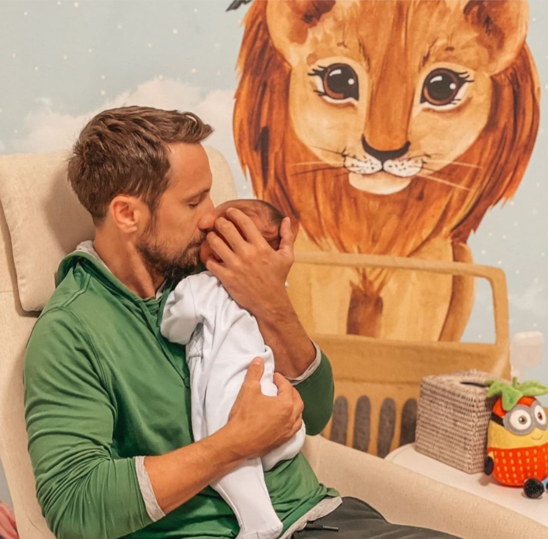 Dani Oțil, panică în supermarket