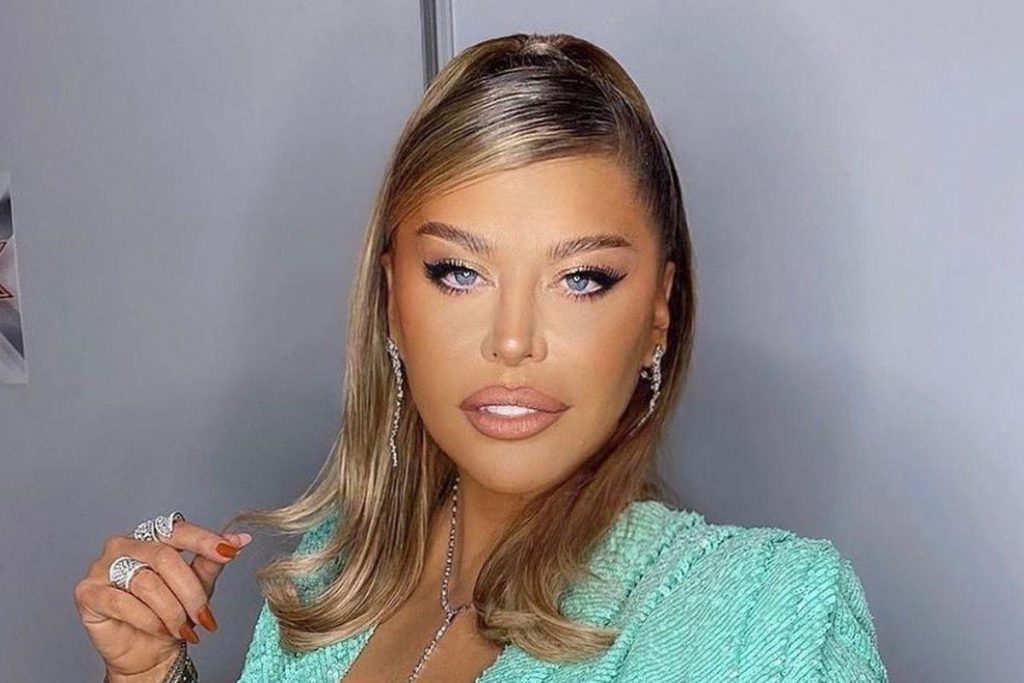 Loredana Groza, înlocuită la emisiune din cauza ţinutelor extravagante. Şefii Antena 1 nu au mai rezistat (exclusiv)