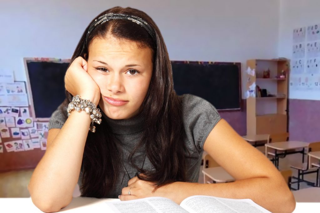 O nouă materie va fi introdusă în şcolile din România. Deputații au votat deja