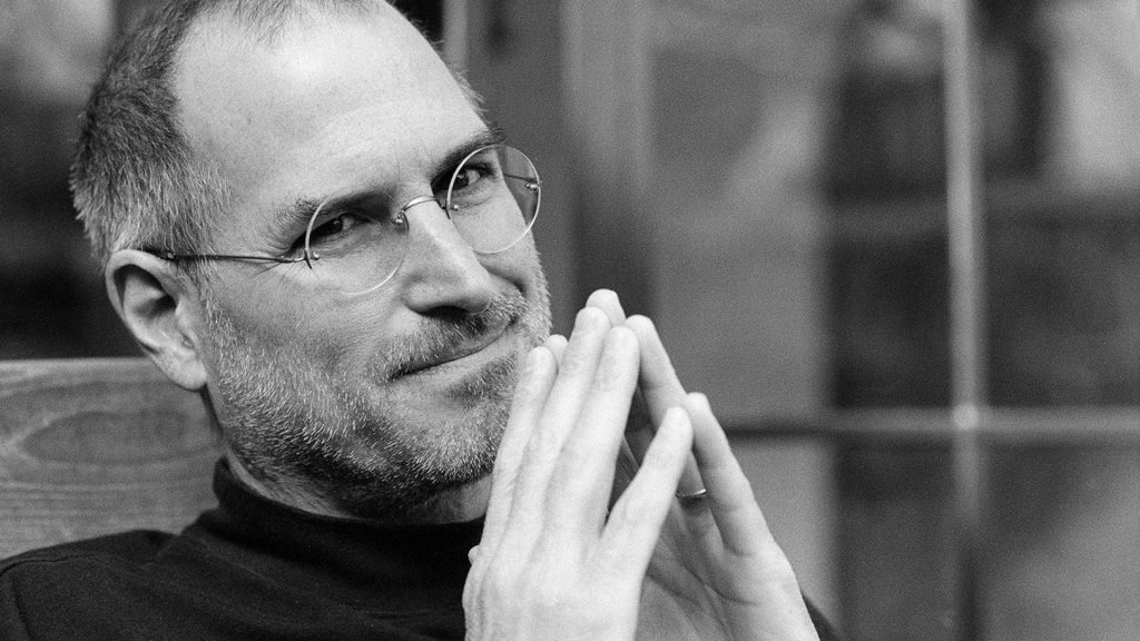 Obiceiurile ciudate ale geniilor. Steve Jobs își băga picioarele în vasul de toaletă. Ce făcea un compozitor rus celebru