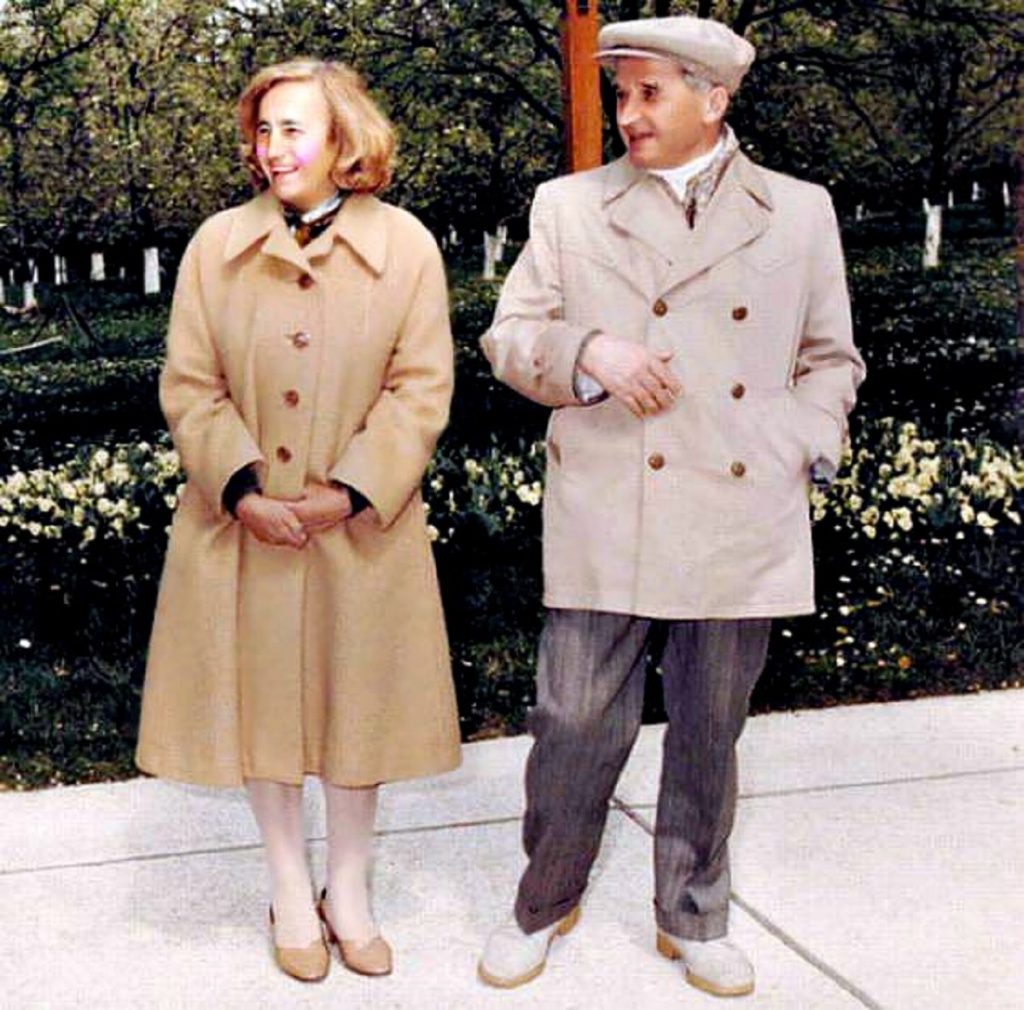 Dictatorul ar fi stiut-o de frica pe Elena Ceausescu