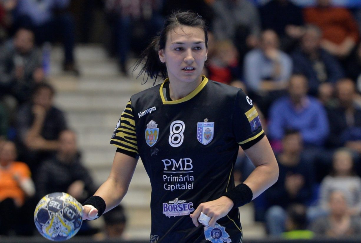 Cristina Neagu reacționeaza dupa imaginile cu Gheorghe Tadici injurandu-si jucatoarele. Ce i-a transmis antrenorului de 69 de ani