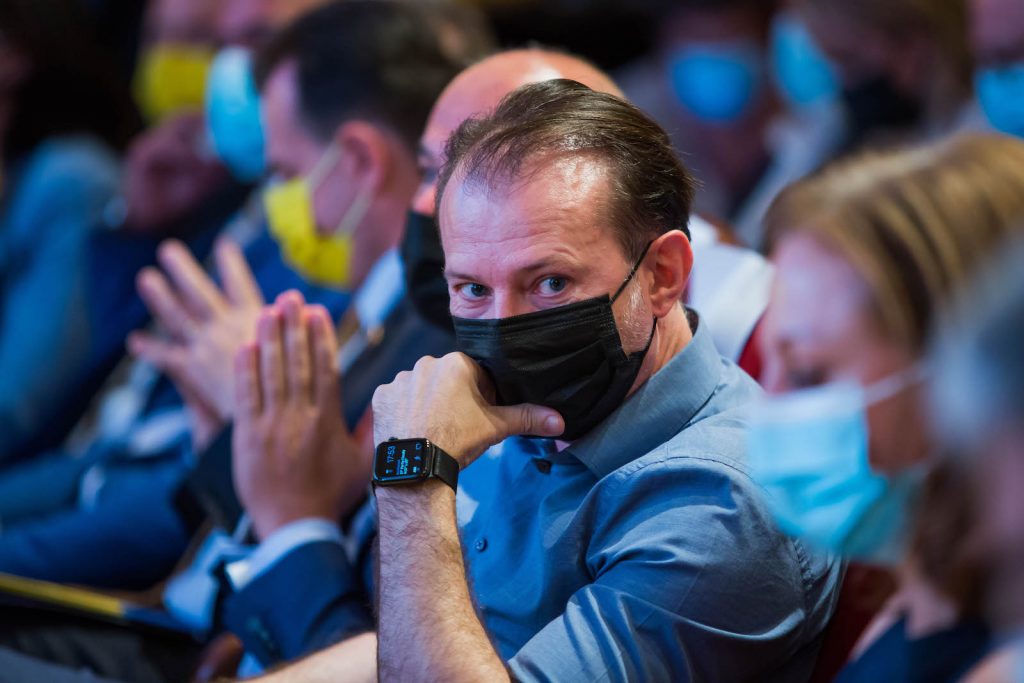 Cu cine ar putea fi înlocuit Florin Cîțu de către PNL. Premierul, despre demisiile miniştrilor USR: „Analizez”